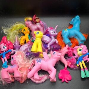 My little pony bundle Toy set of 11 variety of age ponies